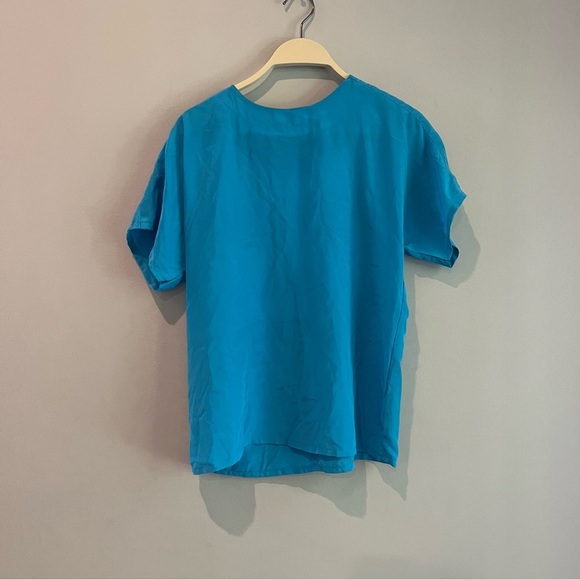 Red and blue shell shirts size small short sleeve shoulder pad top - Picture 7 of 9